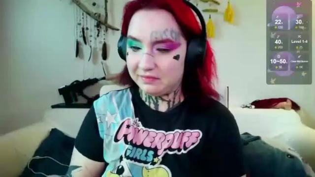 Image 2 of sabrina_raiders_666 Stream on Chaturbate on 13 months ago
