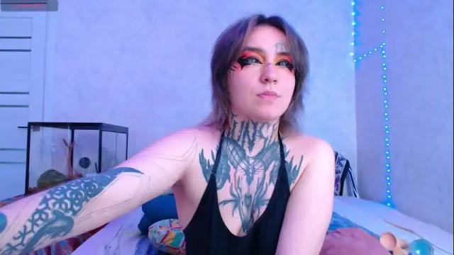 Image 12 of sabrina_raiders_666 Stream on Chaturbate on 4 months ago