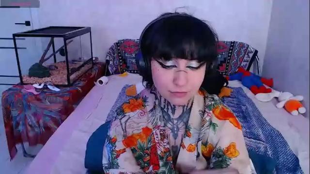 Image 12 of sabrina_raiders_666 Stream on Chaturbate on 4 months ago