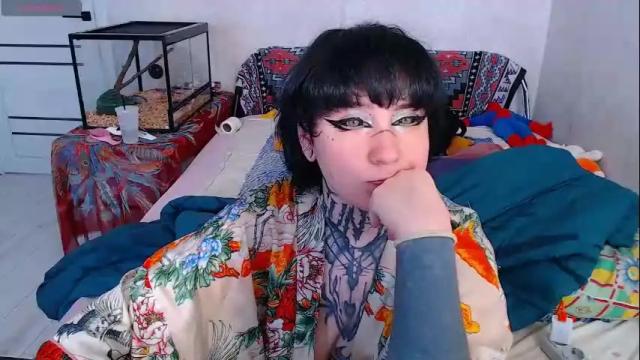 Image 4 of sabrina_raiders_666 Stream on Chaturbate on 4 months ago