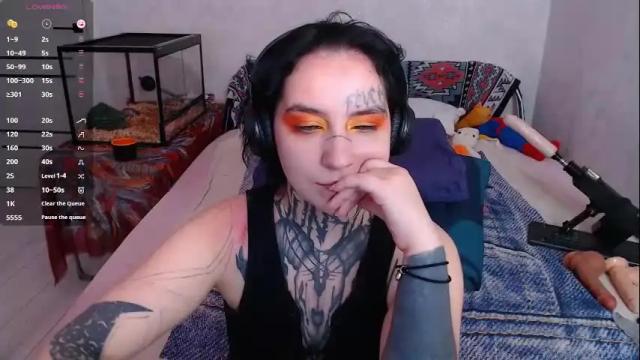 Image 3 of sabrina_raiders_666 Stream on Chaturbate on 3 months ago