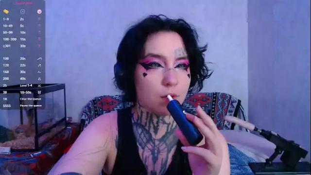 Image 7 of sabrina_raiders_666 Stream on Chaturbate on 3 months ago