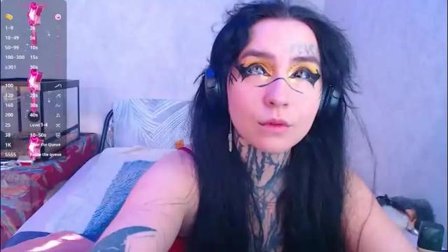 Image 6 of sabrina_raiders_666 Stream on Chaturbate on 2 months ago