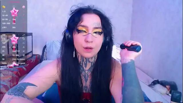 Image 8 of sabrina_raiders_666 Stream on Chaturbate on 2 months ago