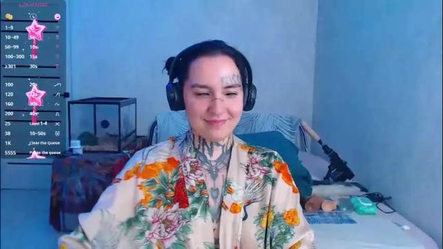 Image 2 of sabrina_raiders_666 Stream on Chaturbate on 2 months ago
