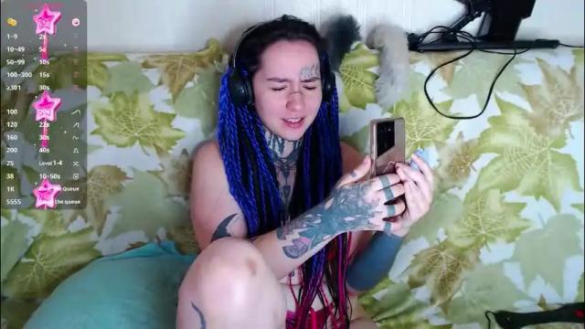 Image 12 of sabrina_raiders_666 Stream on Chaturbate on 2 months ago