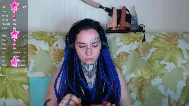 Image 4 of sabrina_raiders_666 Stream on Chaturbate on 2 months ago