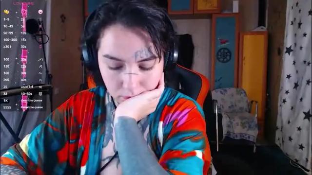 Image 12 of sabrina_raiders_666 Stream on Chaturbate on 1 month ago