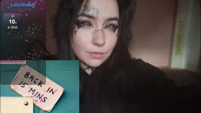 Image 10 of sabrina_raiders_666 Stream on Chaturbate on 20 days ago