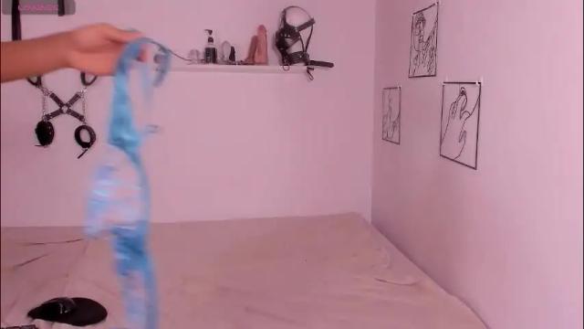 Image 2 of sabrina_rose__ Stream on Chaturbate on 1 month ago