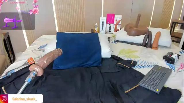 Image 3 of sabrina_shark Stream on Chaturbate on 2 months ago