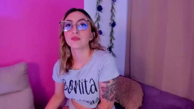 Image 10 of sabrinaa_montana Stream on Chaturbate on 16 months ago