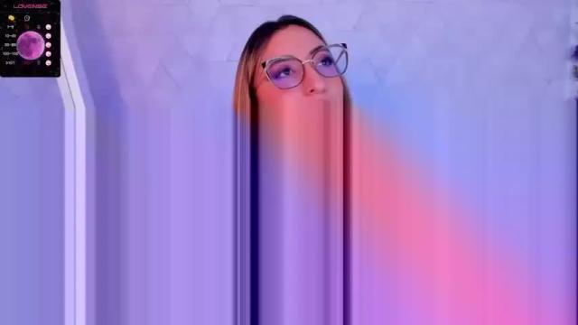 Image 7 of sabrinaa_montana Stream on Chaturbate on 16 months ago