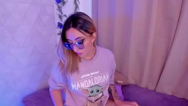 Image 3 of sabrinaa_montana Stream on Chaturbate on 15 months ago