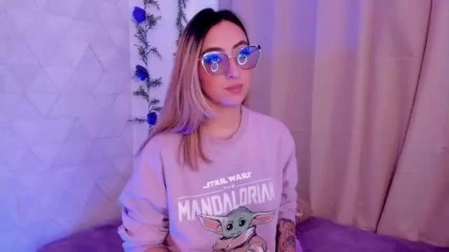 Image 7 of sabrinaa_montana Stream on Chaturbate on 15 months ago