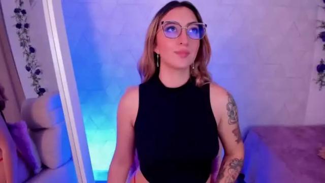 Image 3 of sabrinaa_montana Stream on Chaturbate on 15 months ago