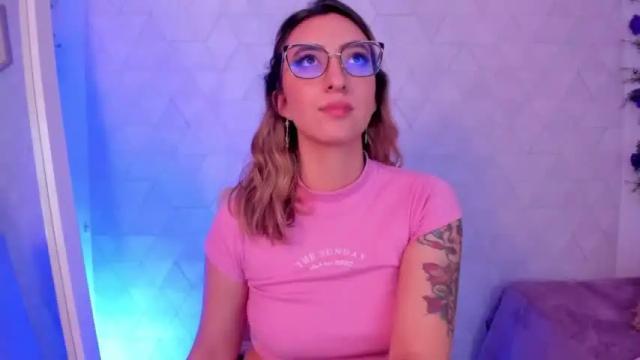 Image 10 of sabrinaa_montana Stream on Chaturbate on 15 months ago
