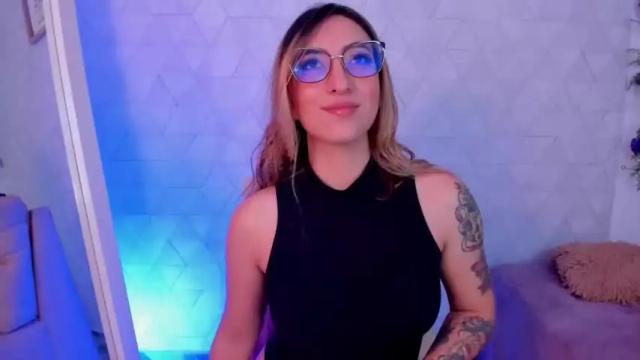 Image 10 of sabrinaa_montana Stream on Chaturbate on 14 months ago
