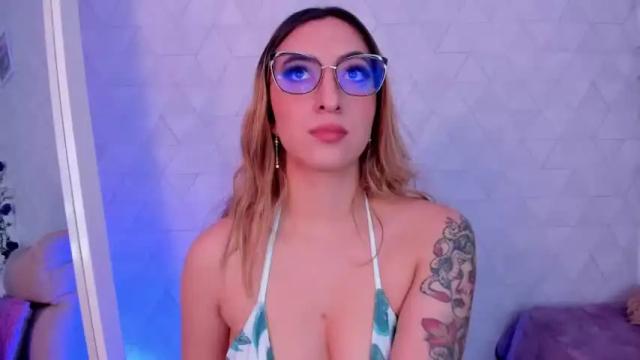 Image 8 of sabrinaa_montana Stream on Chaturbate on 14 months ago