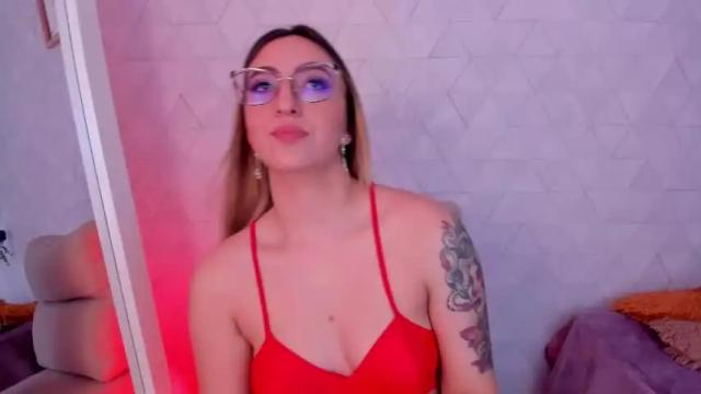 Image 10 of sabrinaa_montana Stream on Chaturbate on 14 months ago