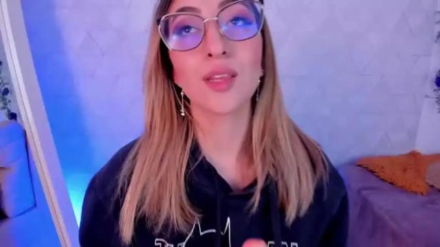 Image 10 of sabrinaa_montana Stream on Chaturbate on 14 months ago