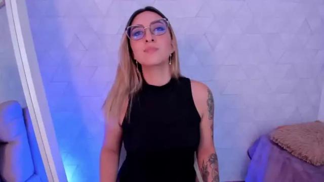 Image 8 of sabrinaa_montana Stream on Chaturbate on 14 months ago