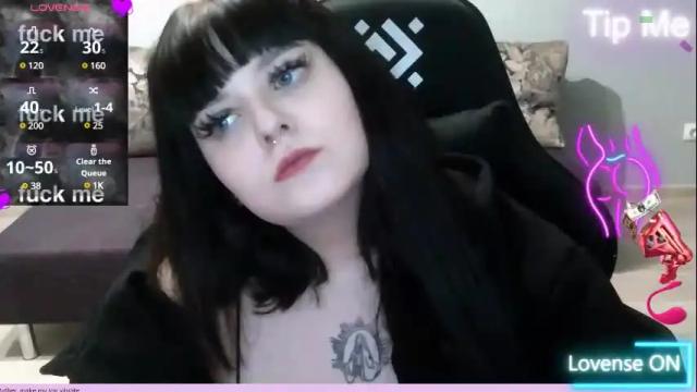 Image 8 of sabrinaasterisk Stream on Chaturbate on 1 month ago