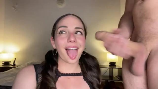 Image 3 of sabrinajonesxxx_ Stream on Chaturbate on 15 months ago