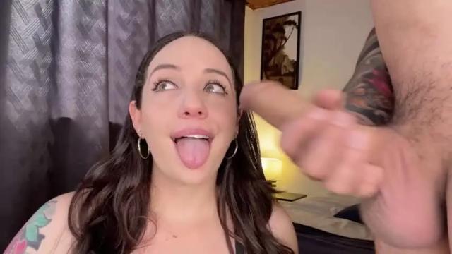 Image 4 of sabrinajonesxxx_ Stream on Chaturbate on 1 month ago