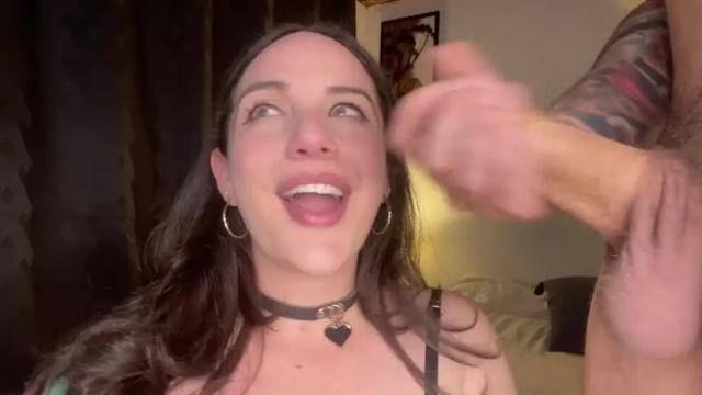 Image 4 of sabrinajonesxxx_ Stream on Chaturbate on 1 month ago