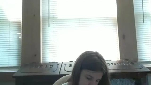 Image 2 of sabrinalexington Stream on Chaturbate on 2 months ago