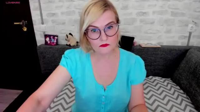 Thumbnail 2, sabrinamacmarren's Stream at Chaturbate, 12 months ago