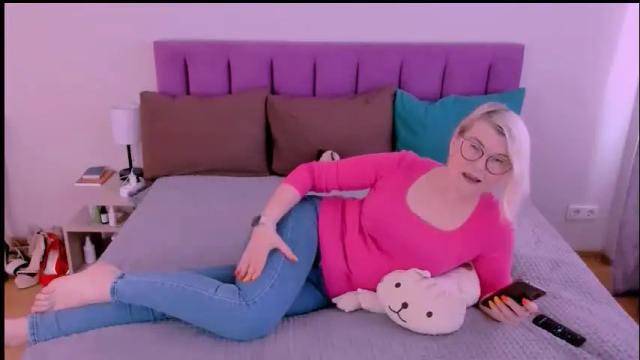 Thumbnail 3, sabrinamacmarren's Stream at Chaturbate, 1 month ago