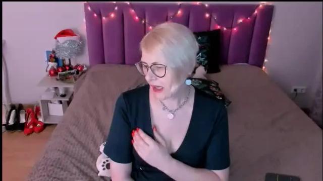 Image 7 of sabrinamacmarren Stream on Chaturbate on 14 days ago