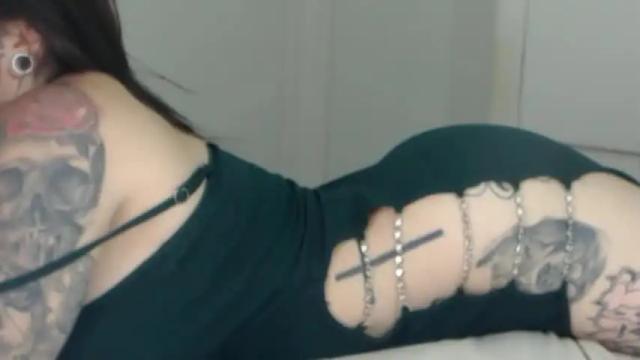 Image 12 of sabrinarussel Stream on Chaturbate on 17 months ago