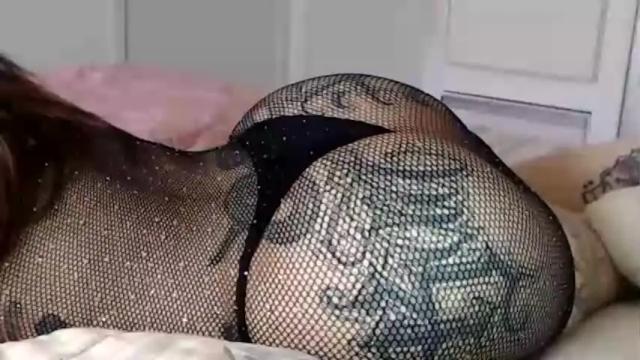 Image 6 of sabrinarussel Stream on Chaturbate on 14 months ago