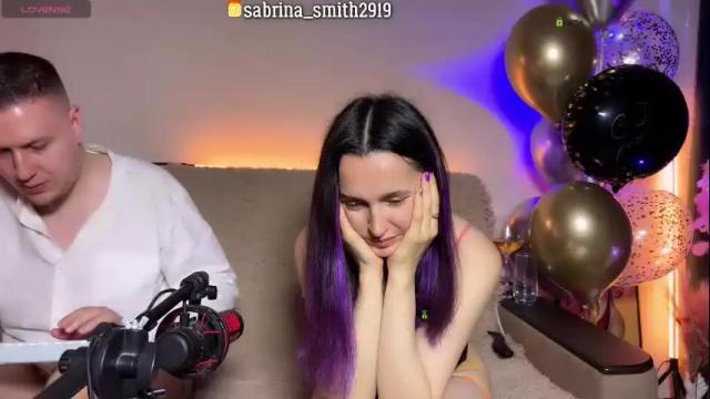 Image 8 of sabrinasmit Stream on Chaturbate on 1 month ago