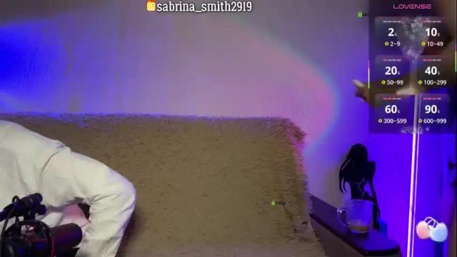 Image 2 of sabrinasmit Stream on Chaturbate on 10 days ago