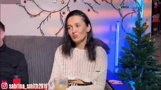 Image 4 of sabrinasmit Stream on Chaturbate on 1 month ago