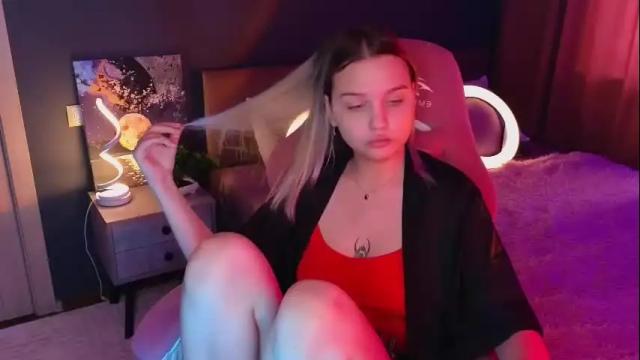Image 2 of sabrinaspel Stream on Chaturbate on 1 month ago