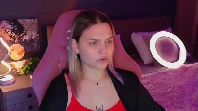 Image 8 of sabrinaspel Stream on Chaturbate on 1 month ago