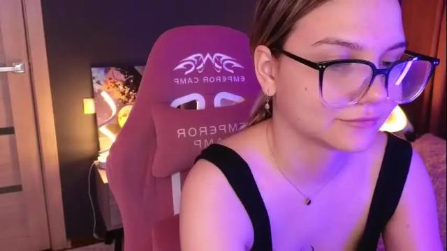 Image 10 of sabrinaspel Stream on Chaturbate on 1 month ago