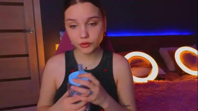 Image 12 of sabrinaspel Stream on Chaturbate on 1 month ago