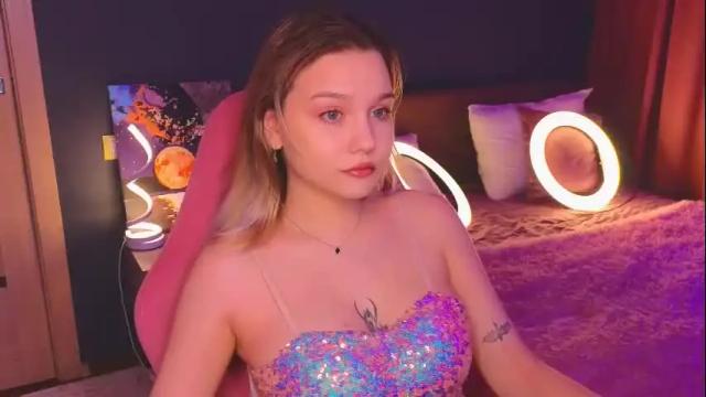 Image 7 of sabrinaspel Stream on Chaturbate on 26 days ago
