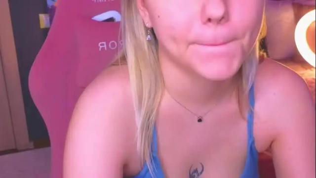 Image 4 of sabrinaspel Stream on Chaturbate on 21 days ago