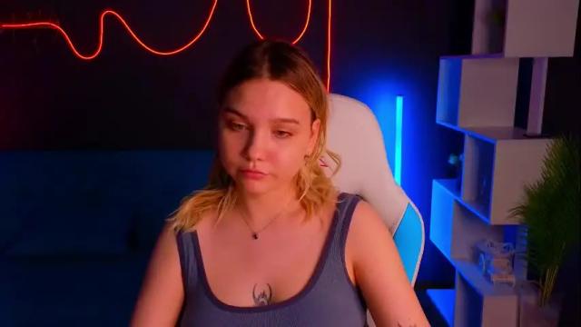 Image 8 of sabrinaspel Stream on Chaturbate on 16 days ago