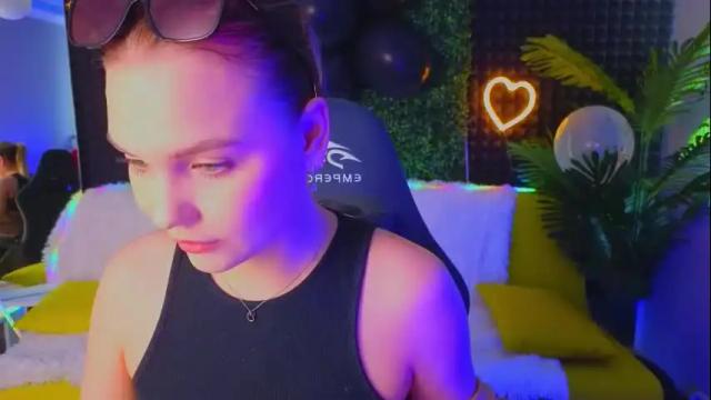 Image 2 of sabrinaspel Stream on Chaturbate on 10 days ago