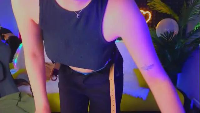Image 4 of sabrinaspel Stream on Chaturbate on 10 days ago
