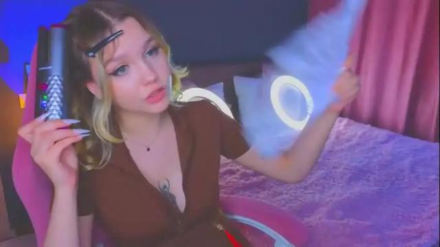 Image 4 of sabrinaspel Stream on Chaturbate on 7 months ago