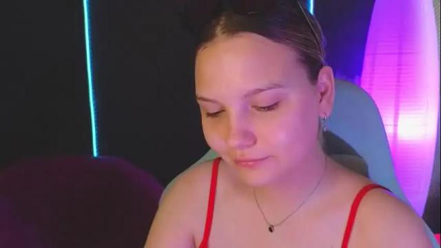 Image 2 of sabrinaspel Stream on Chaturbate on 7 months ago